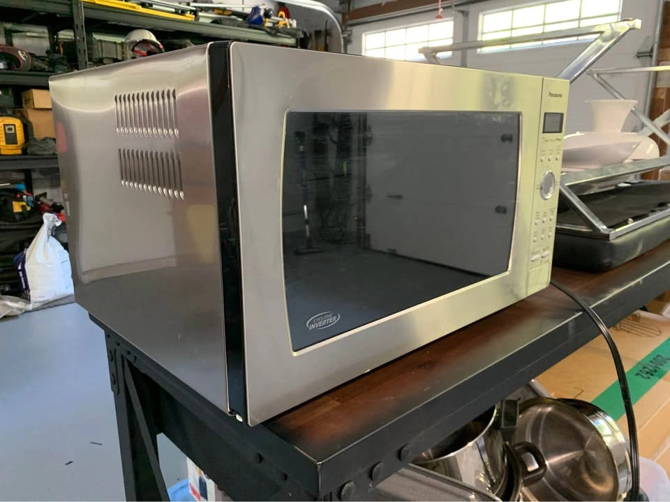 Panasonic Genius Prestige Plus Microwave - photo 2