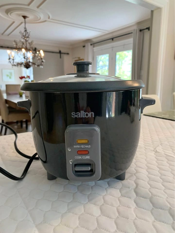 Salton Rice Cooker with Steamer