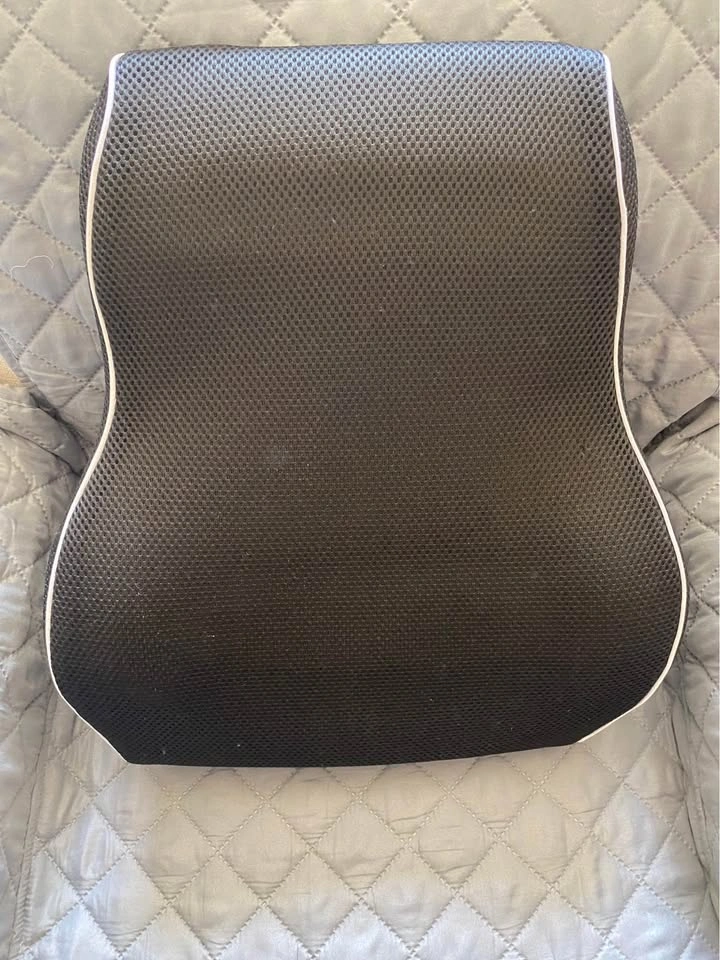 Ergonomic Memory Foam Lumbar Support Pillow - Brand New - photo 4