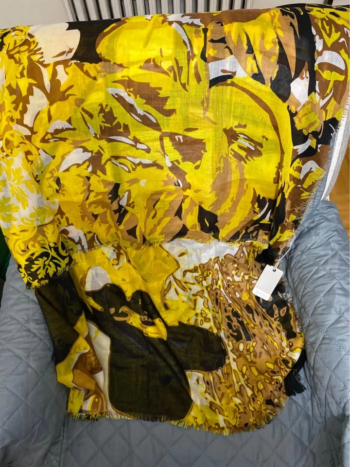 Women Summer T-Shirt/ Blouse (M) & Yellow Scarf - Brand New - photo 3