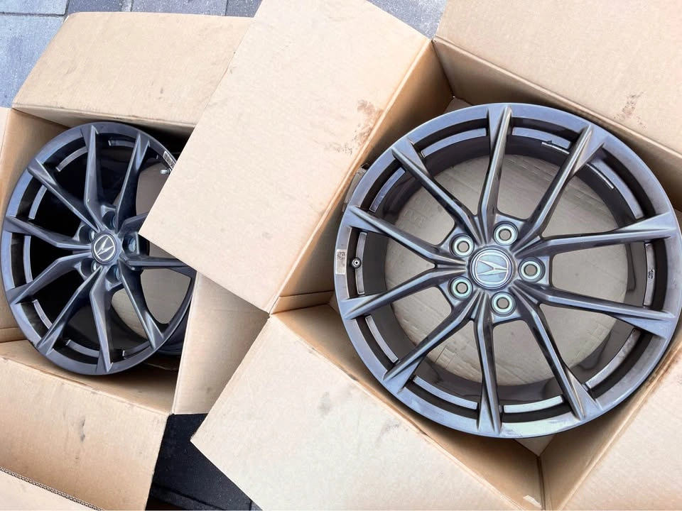 2024 OEM Acura Integra Type S 19" Rims - photo 3