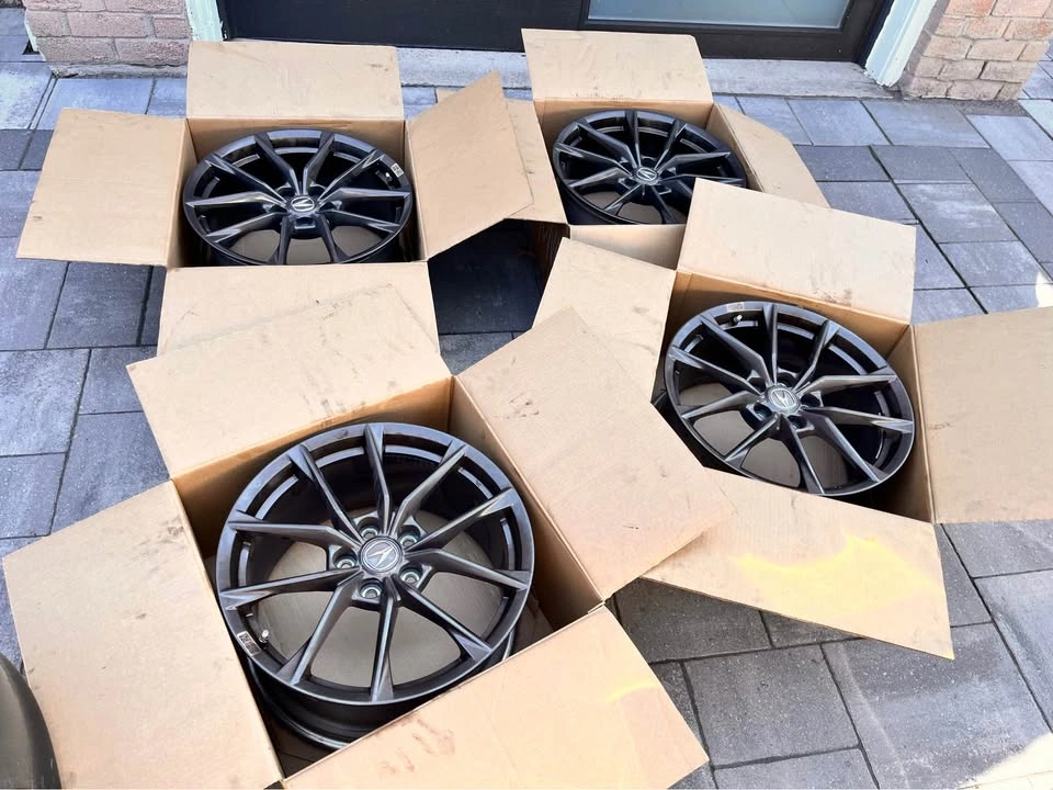 2024 OEM Acura Integra Type S 19" Rims - photo 4
