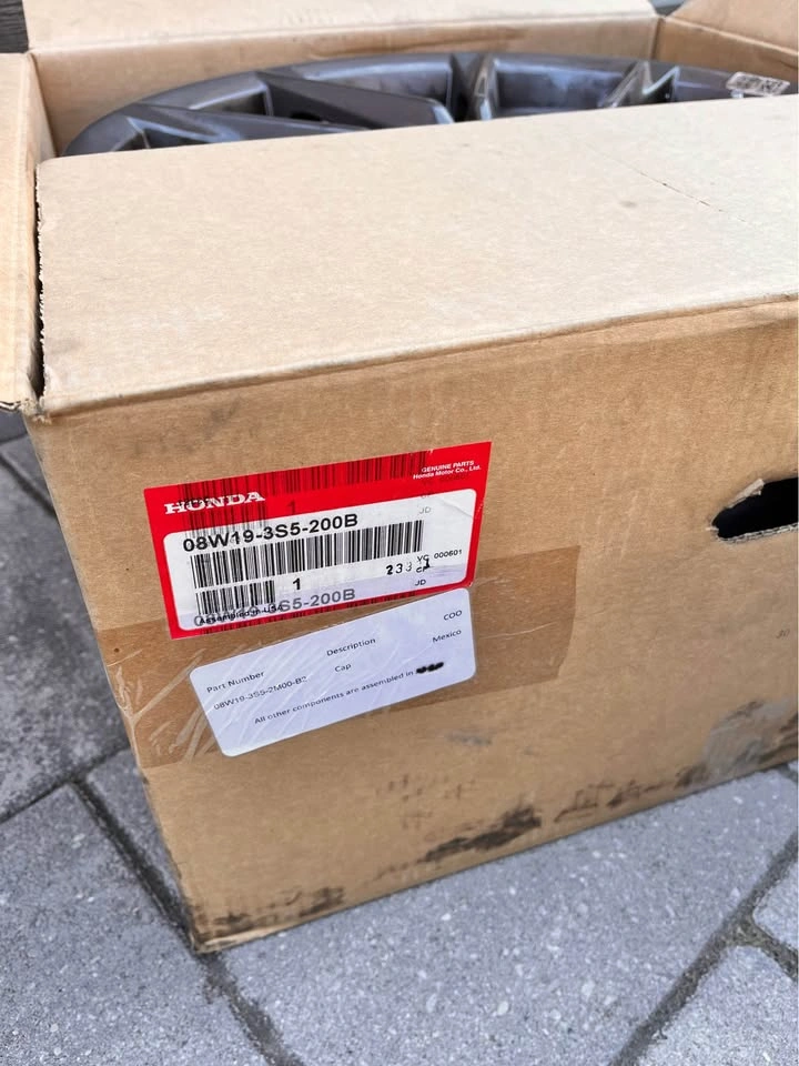 2024 OEM Acura Integra Type S 19" Rims - photo 5