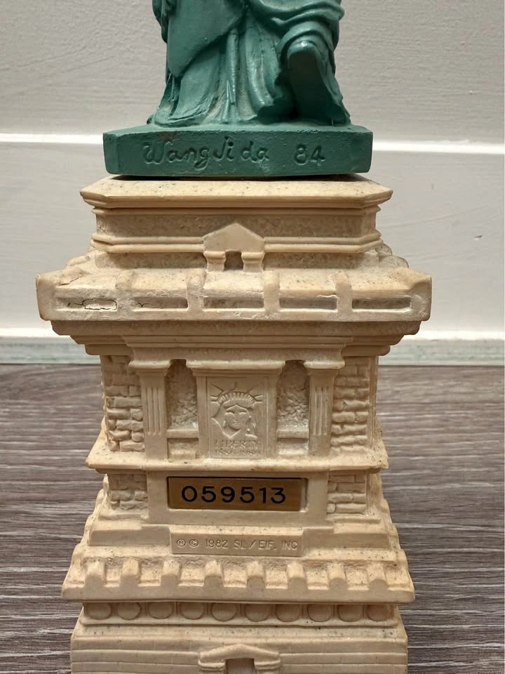 Limited Edition Statue of Liberty Sculpture 🇺🇸 - photo 4