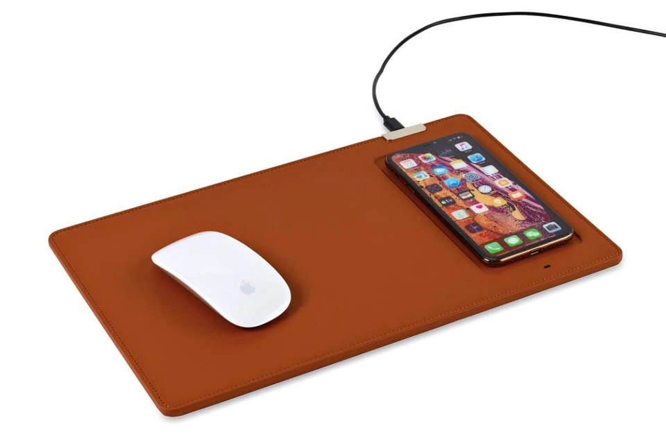 Wireless Charging Mouse Pad – Cognac Leather