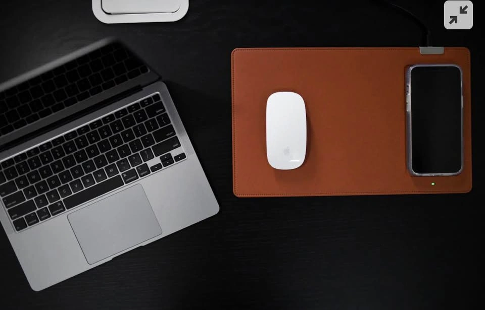 Wireless Charging Mouse Pad – Cognac Leather - photo 3