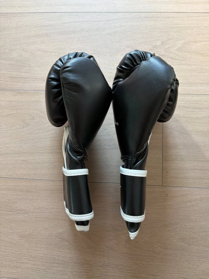 Kickboxing Gloves, Shin+Groin Guard for Sale - photo 3