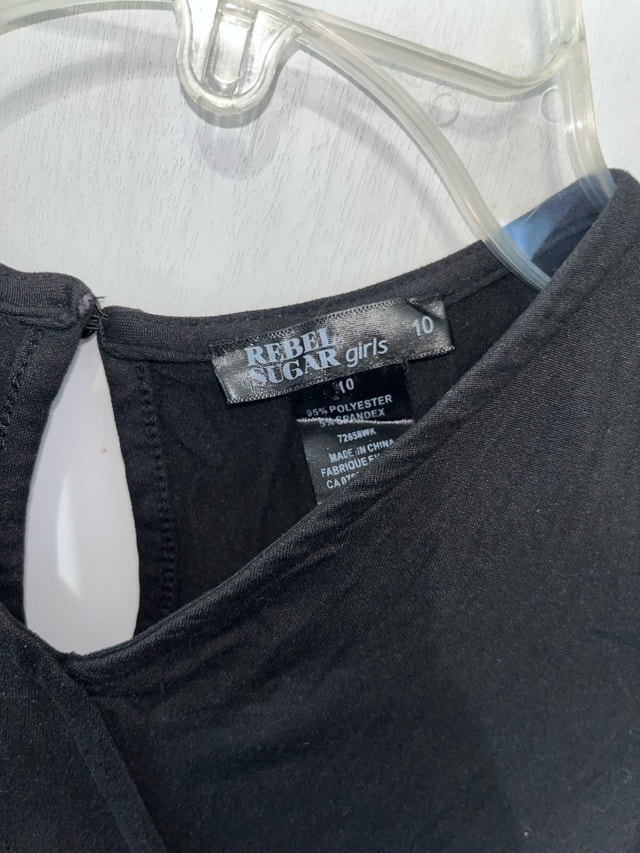 Girls black flowy romper size 10 - photo 4