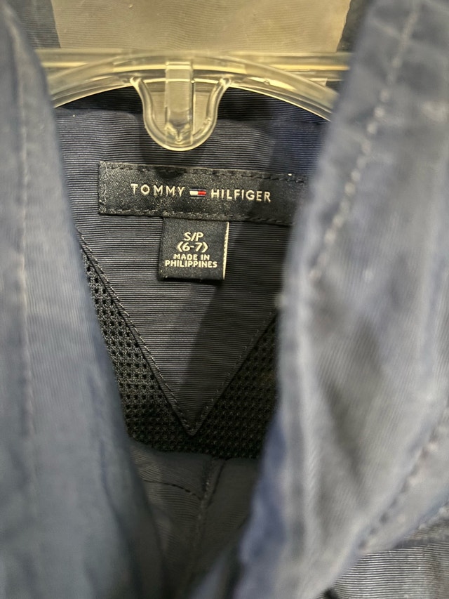 Tommy Hilfiger Jacket - Kids Size S/P (6-7) - photo 3