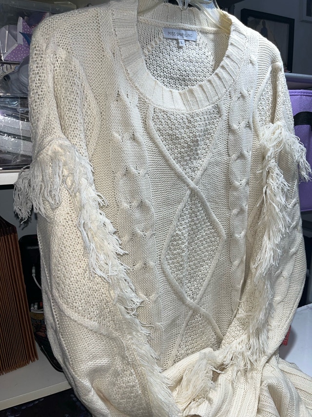 Miss Sparkling white knit sweater size large - photo 2