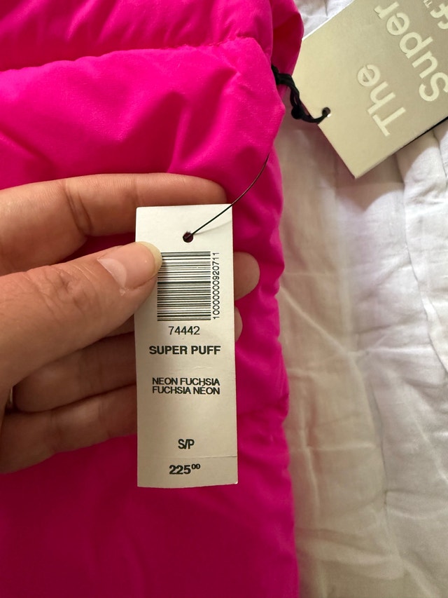 Tna Fuchsia pink super puff jacket size small - photo 2