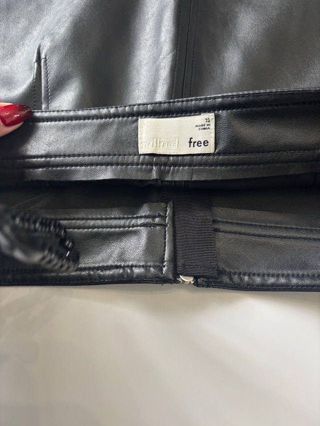 Wilfred Free Vegan Leather Pants Medium