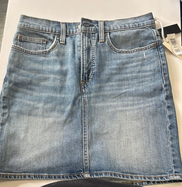 Denim Forum Skirt Jean skirt size 29