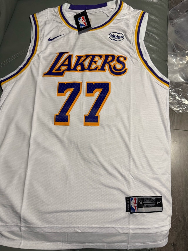 Luka Doncic Lakers 77 Nike Jersey