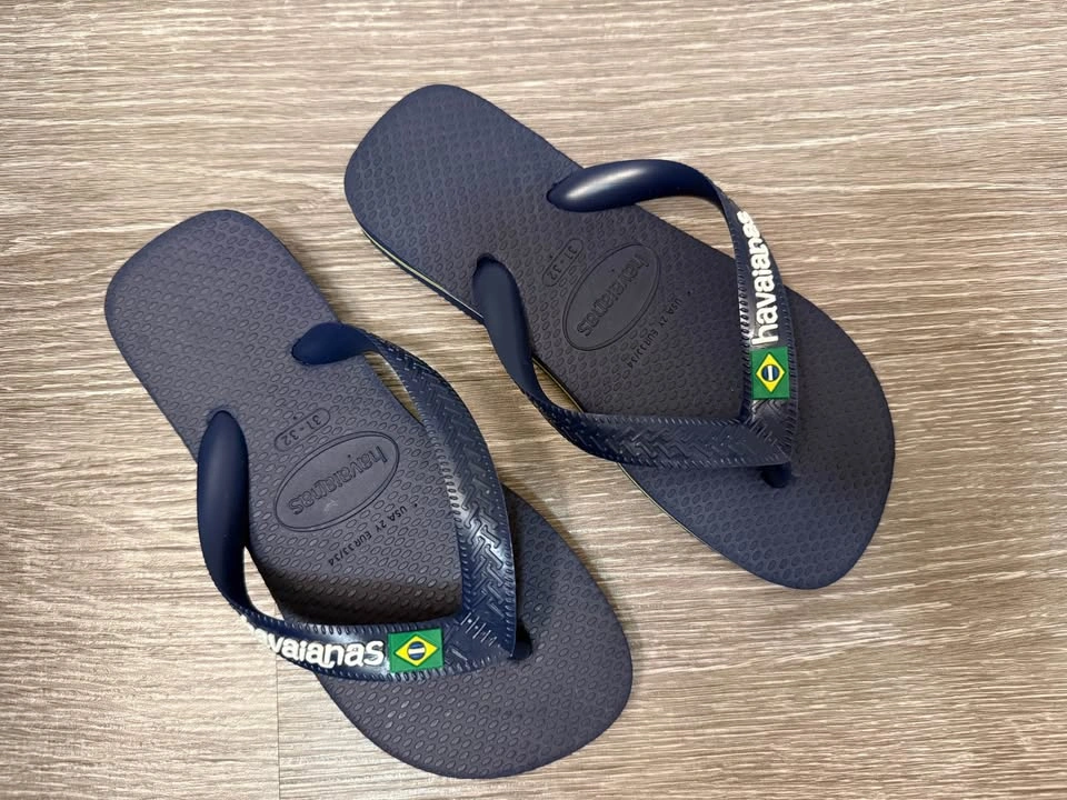 Havaianas Kids Flip Flops – Size 2 (Youth) – Navy Blue - photo 3