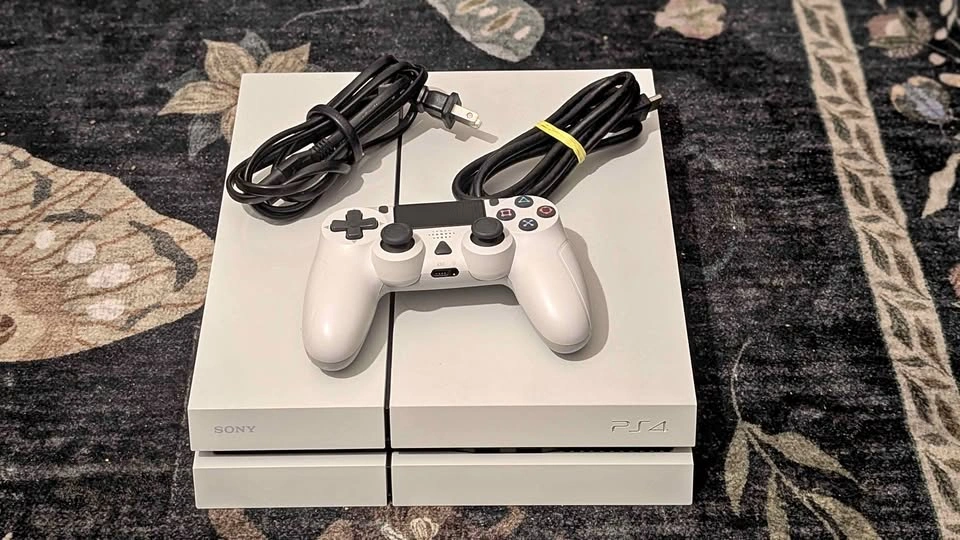 Glacier White PS4 500gb HD 13.50 Firmware