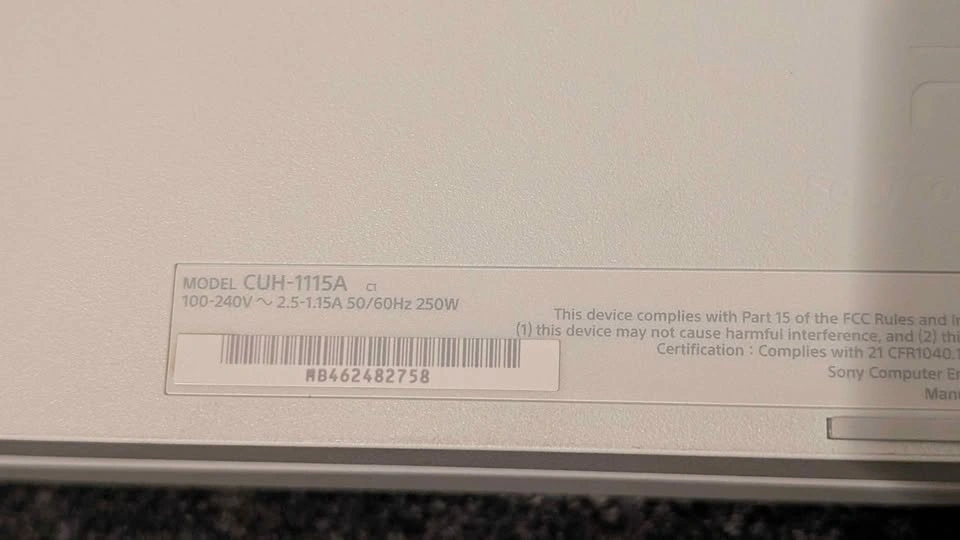 Glacier White PS4 500gb HD 13.50 Firmware - photo 3