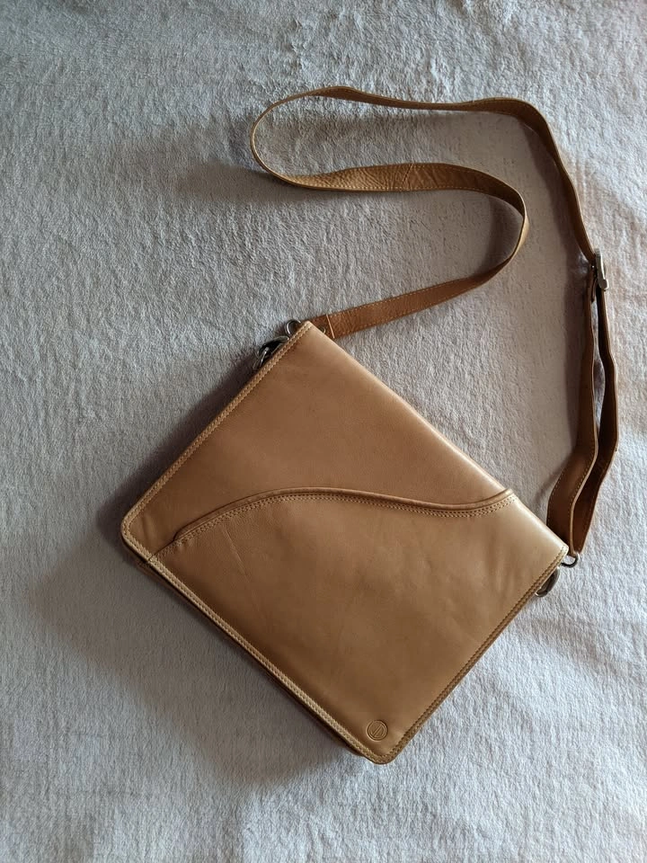 J.D. Leather Folder Bag