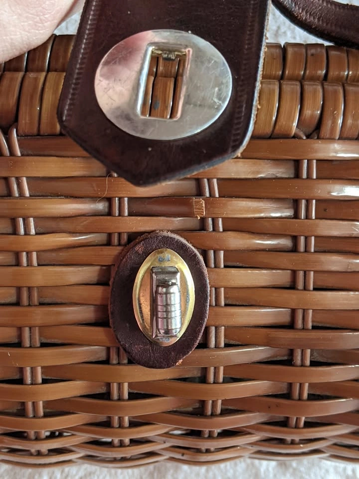'60s vintage wicker barrel bag - photo 5
