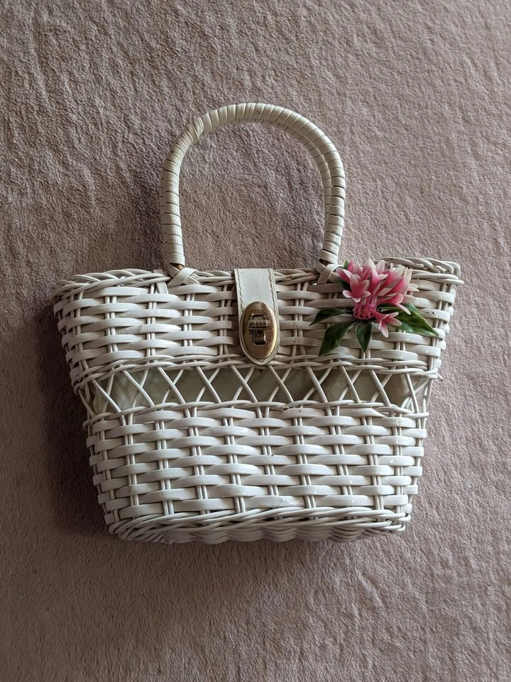 '60s Vintage Basket Purse