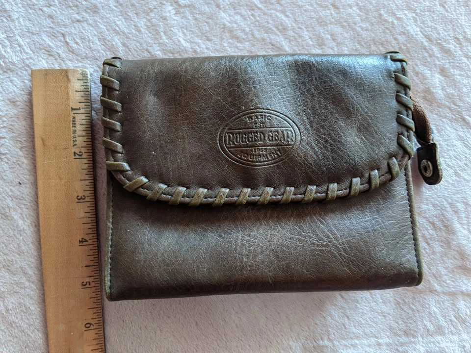 brown leather clutch wallet