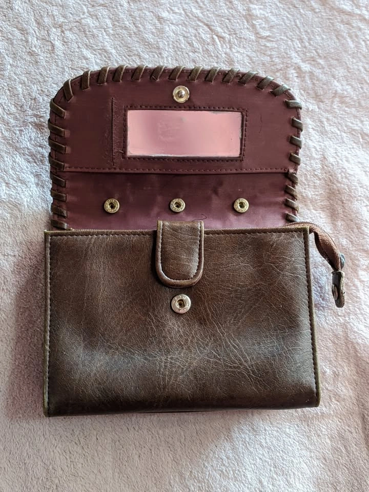 brown leather clutch wallet - photo 5