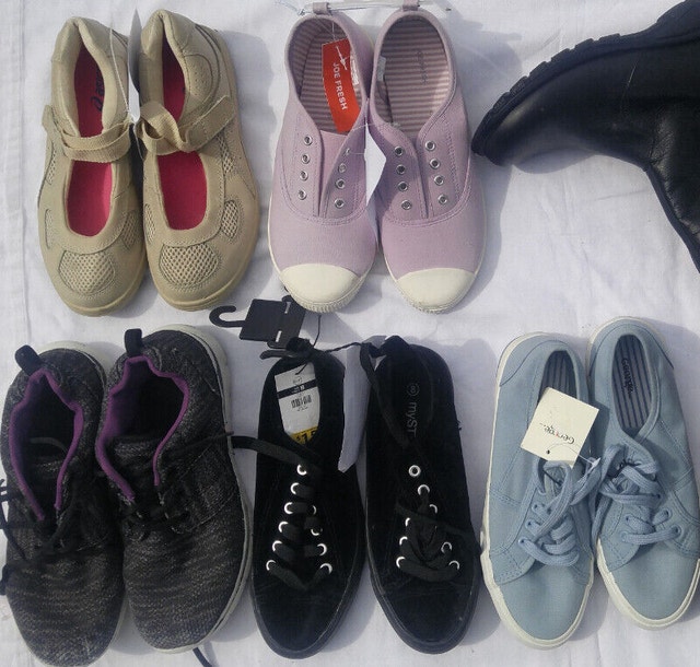 Girls Size 6 = Women's Size 8 Shoes