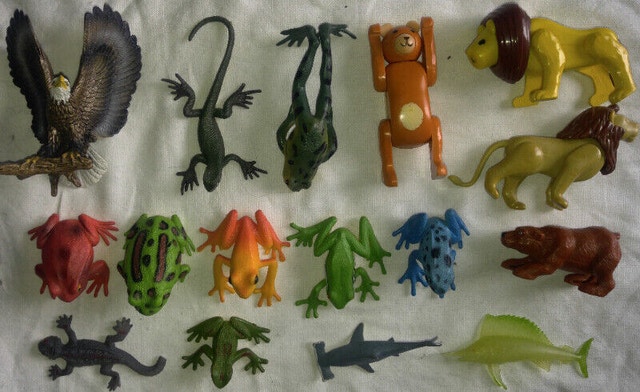 2 Misc Boys Toy Sets - Action Figures, Animals - photo 2
