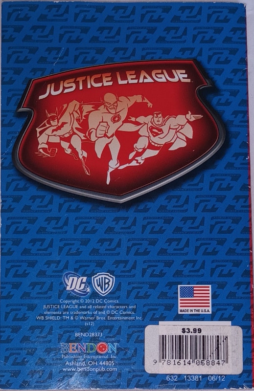 2 DC Justice League Books - Wings of War & Coloring Activity - photo 4