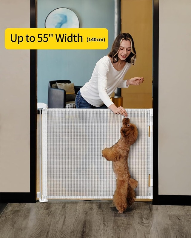 NEW Dearlomum 33x55" WHITE Retractable Baby / Pet Gate