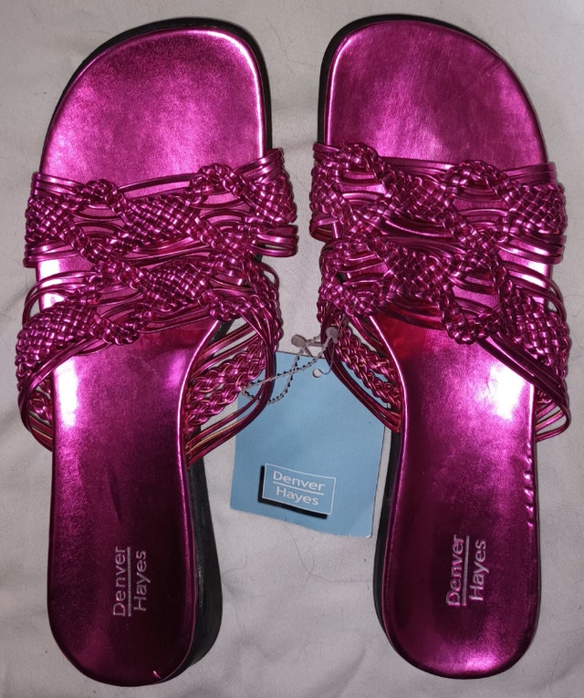 NEW Women's Size 10 Denver Hayes Hot Pink Sandals