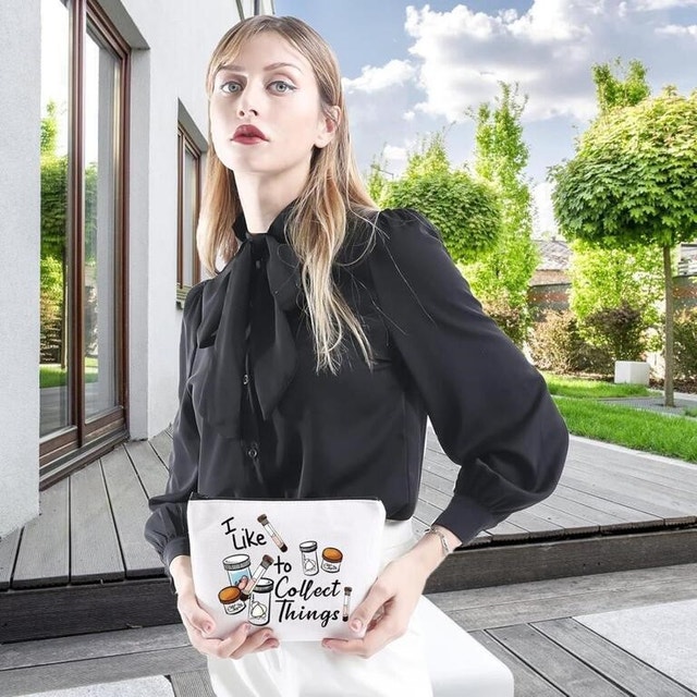 NEW WCGXKO "I Like to Collect Things" Cosmetic Bag - photo 4