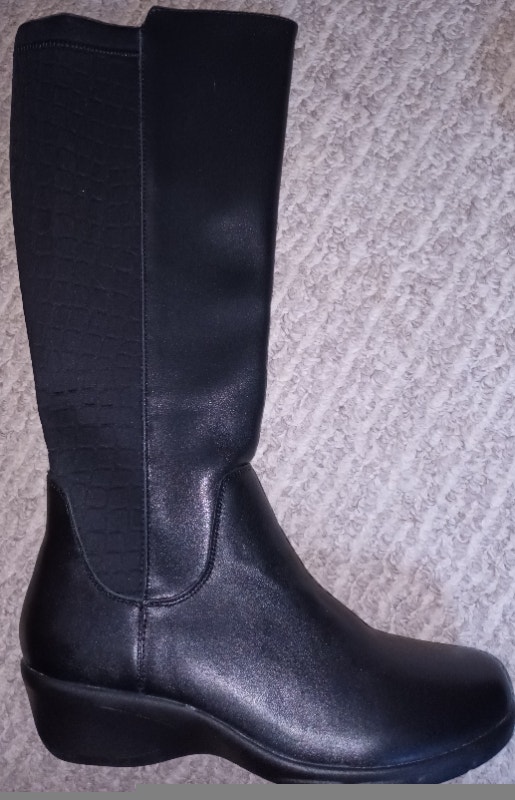 NEW Propét West Knee High Leather Boots - Size 7.5 - photo 2