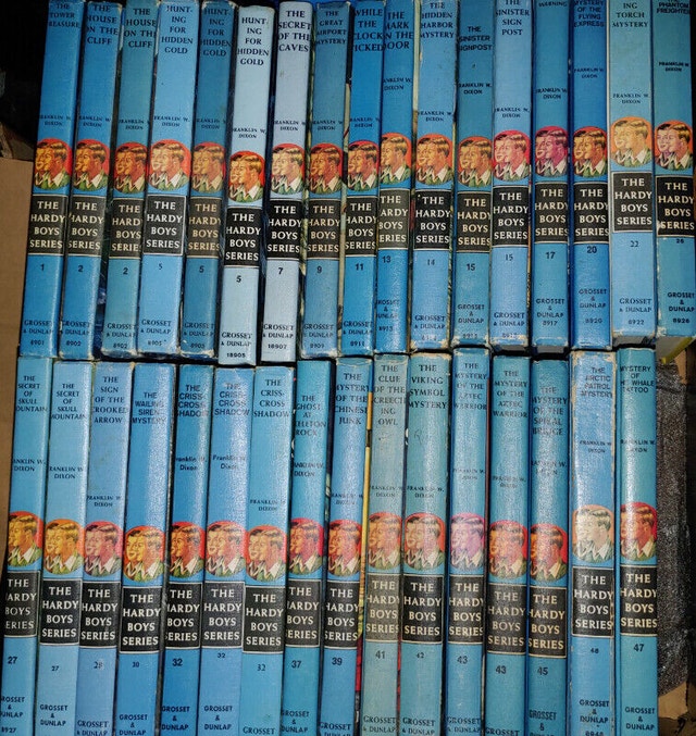 Vintage The Hardy Boys Hard Cover Books - photo 2