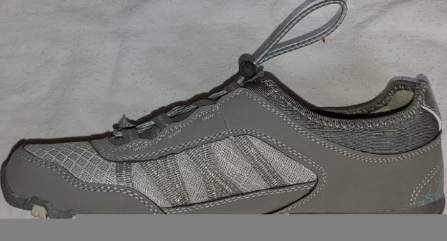 NEW Size 9 Women's Grey Tender Tootsies Sneakers Shoes - photo 2