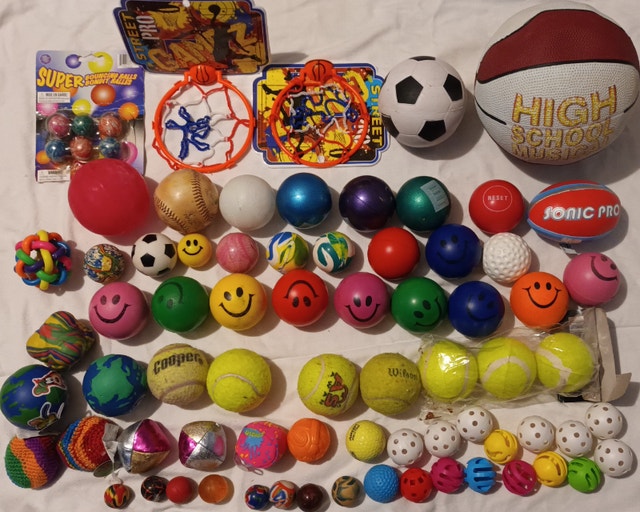 Large Lot of Toy Play Balls