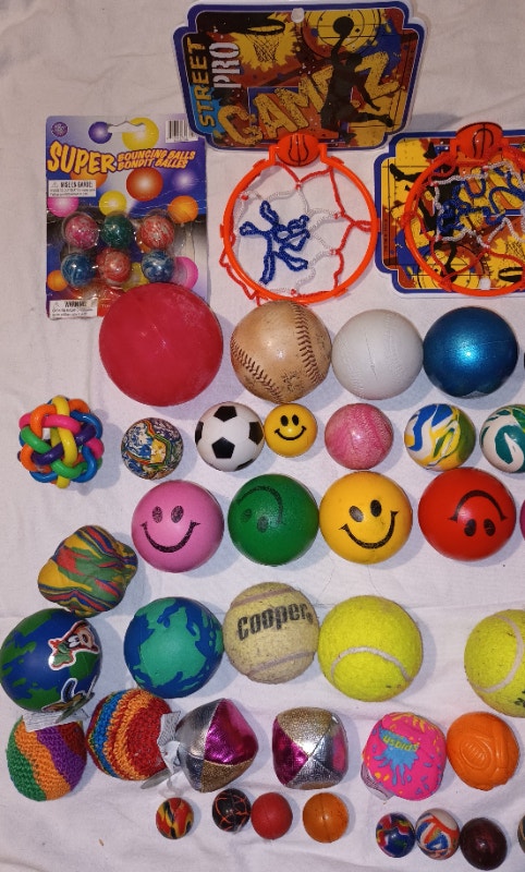 Large Lot of Toy Play Balls - photo 4