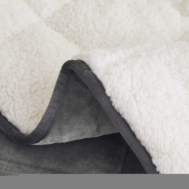 NEW HB Grey & White Sherpa 48x72" Weighted Blanket (12lbs) - photo 2