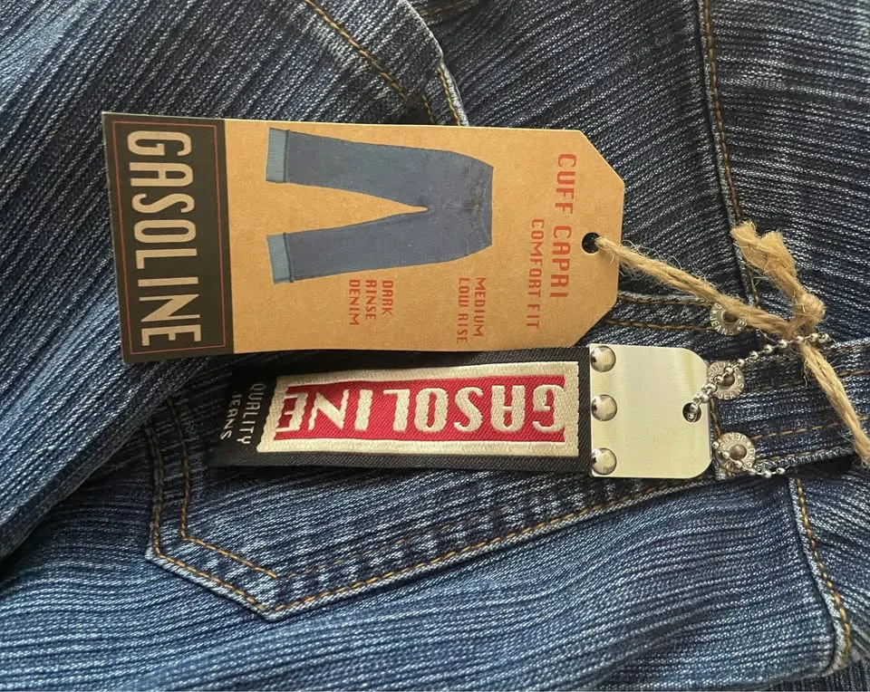 New Jeans - Dark Rinse Denim Straight Leg Costco Jeans image indicator(3)