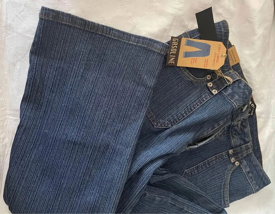 New Jeans - Dark Rinse Denim Straight Leg Costco Jeans image indicator(5)