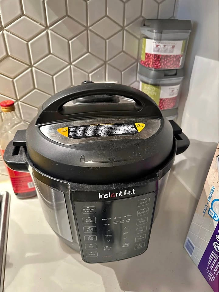 Instant Pot 6QT RIO 7-in-1 Multi-Cooker