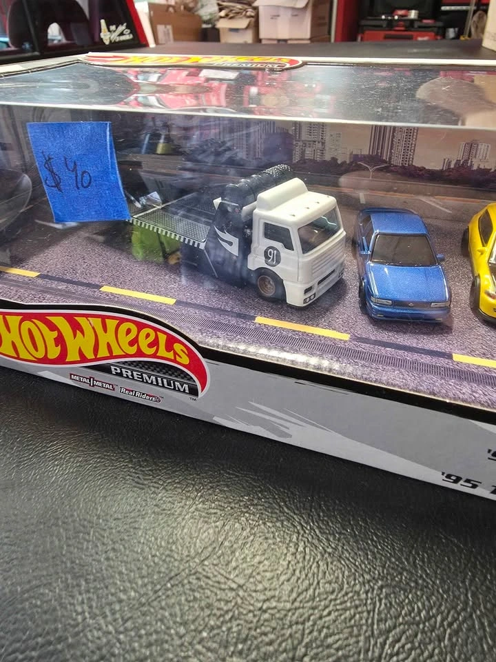 Hot Wheels Premium JDM Diorama Set - photo 4