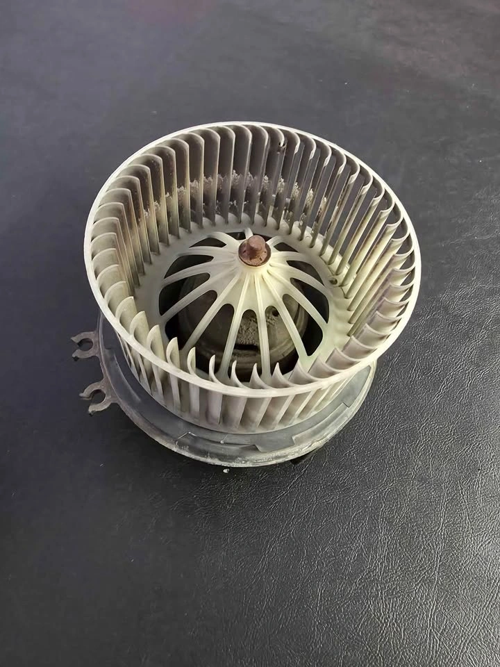 Chevy Silverado Blower Motor - photo 2