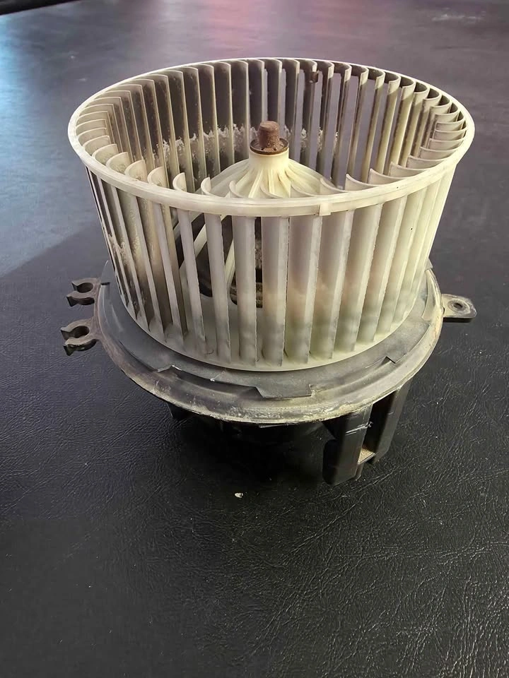 Chevy Silverado Blower Motor - photo 3