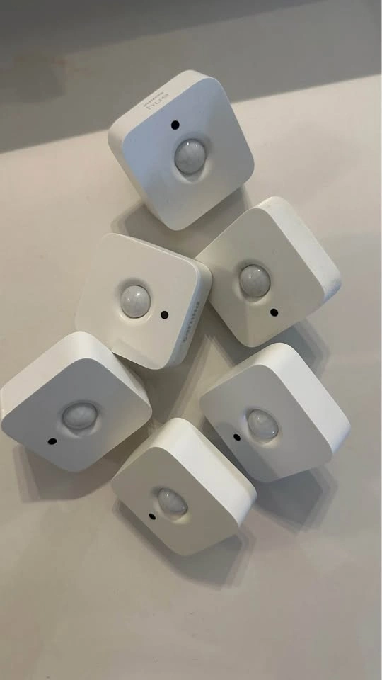 Philips Hue Indoor Motion Sensors - photo 2