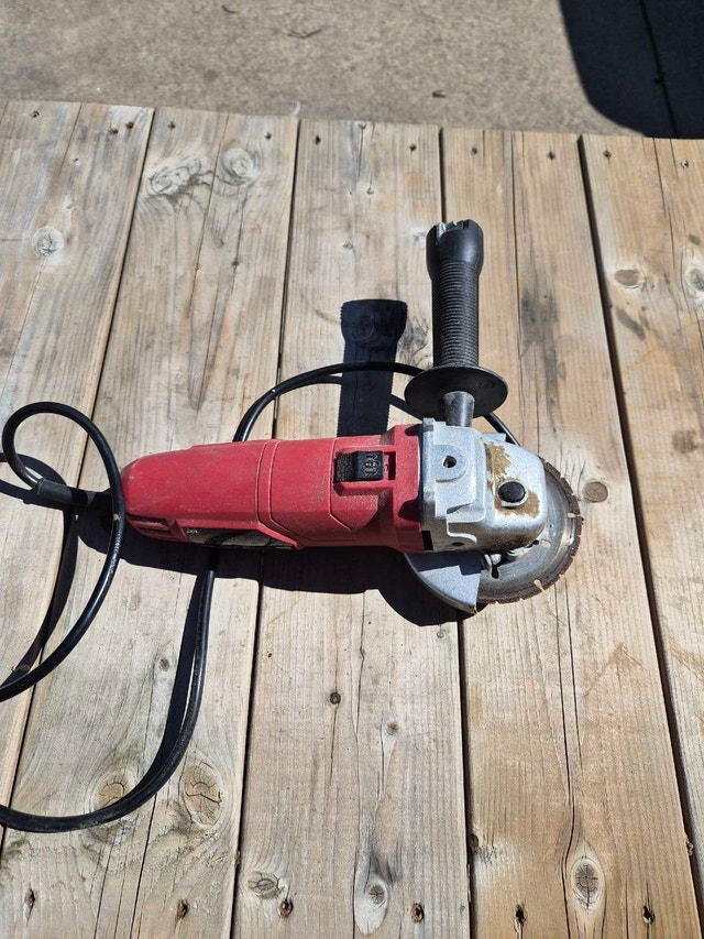 Corded Grinder