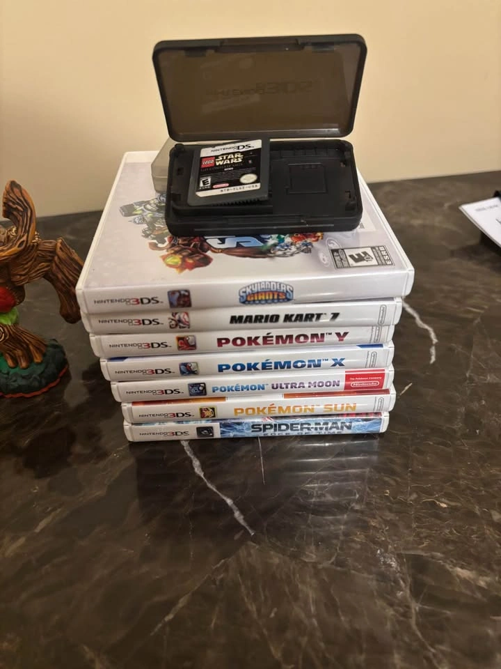 3DS Games + Skylanders Figures and Portal - photo 2
