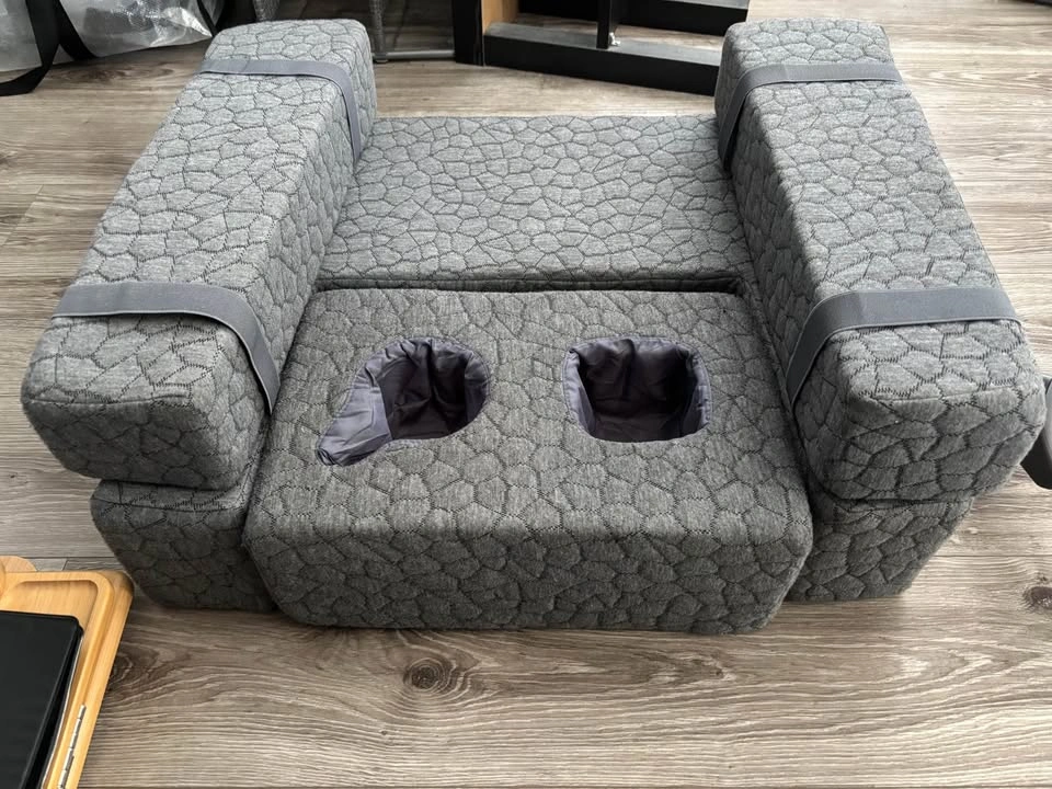 Reading and Gaming Pillow - photo 3