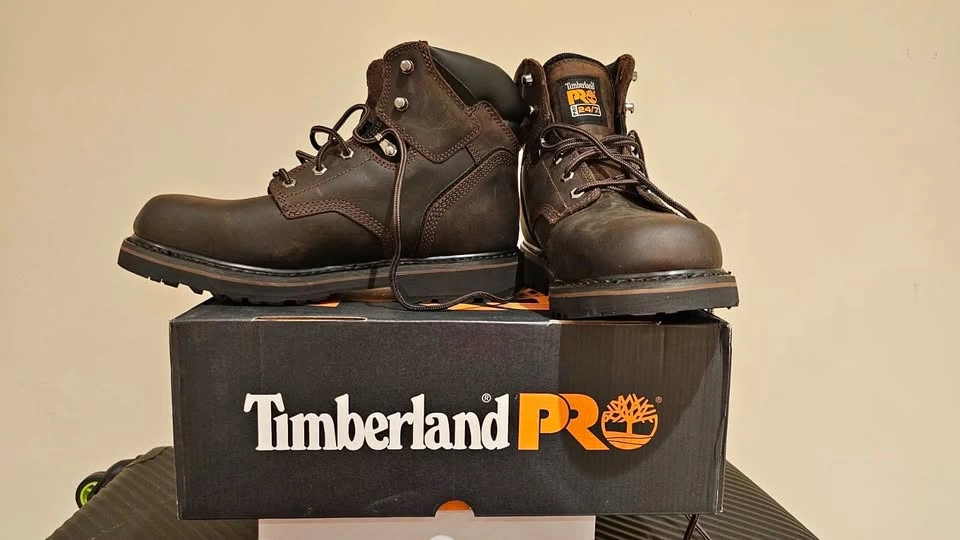 Timberland PRO Men’s Pit Boss 6” Work Boot