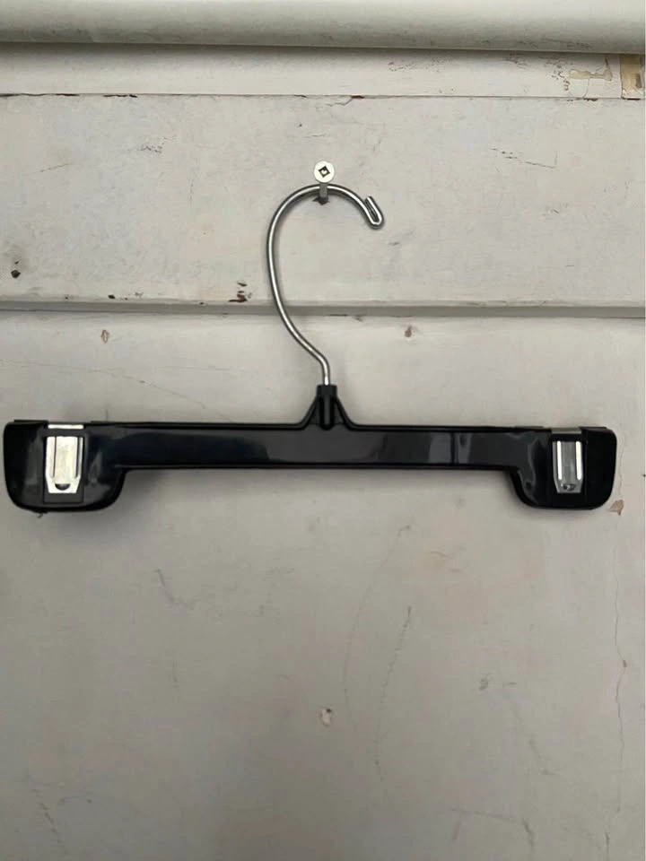 Clothes Hangers bundle of 25 - photo 2